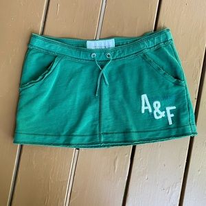 Abercrombie & Fitch Green Mini Skirt Size Small